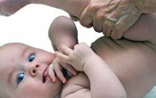 Причины хрустящих суставов у грудничка