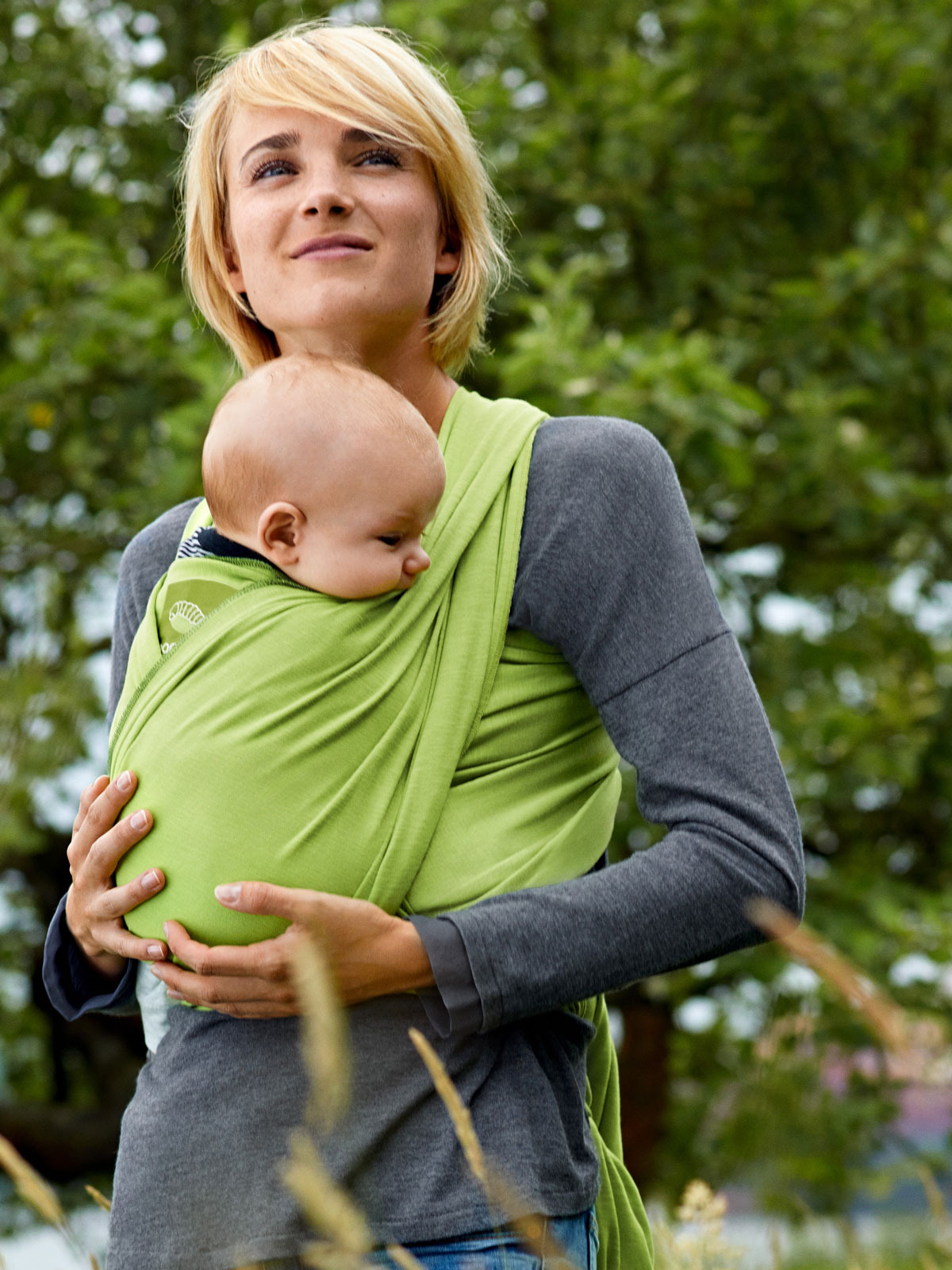 Маме удобно Слинги для новорожденных