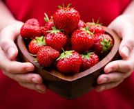 чем опасна клубника для беременных